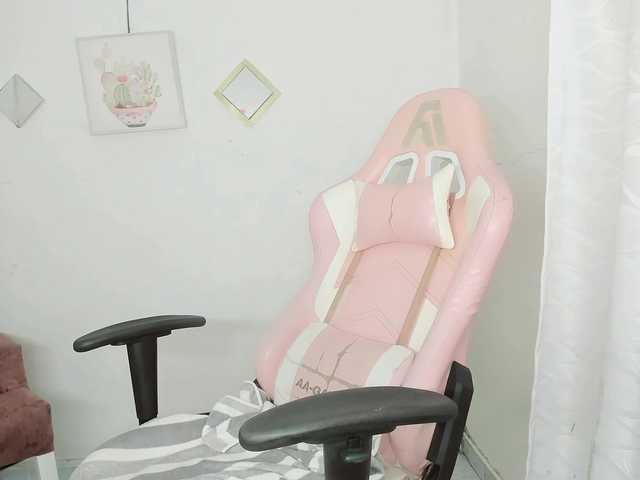 ZooeyBelair live cam on BongaCams