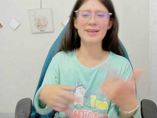 ZooeyBelair live cam on BongaCams