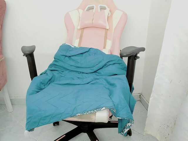ZooeyBelair live webcam show