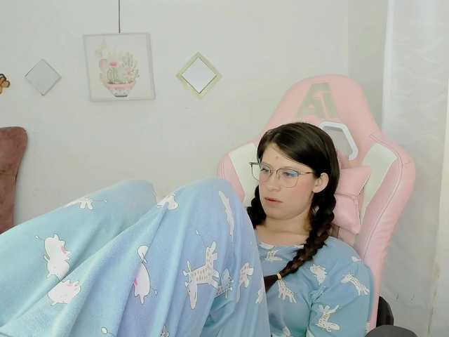 ZooeyBelair live cam on BongaCams