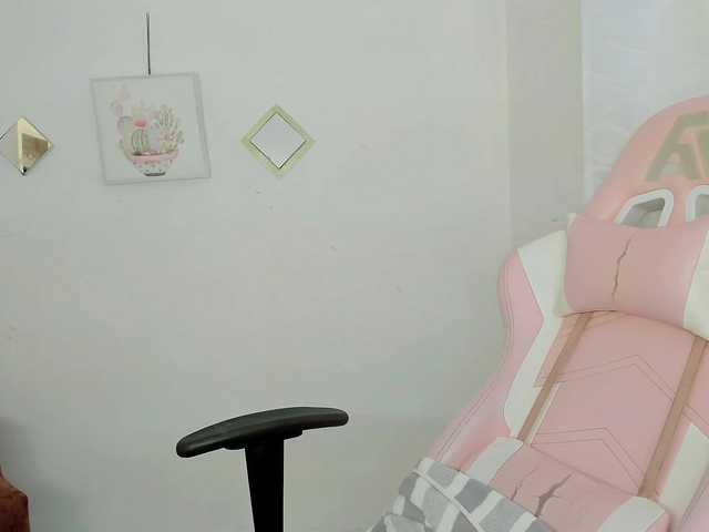 ZooeyBelair live cam on BongaCams