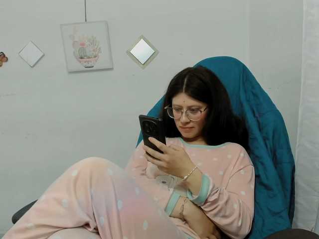 ZooeyBelair live cam on BongaCams