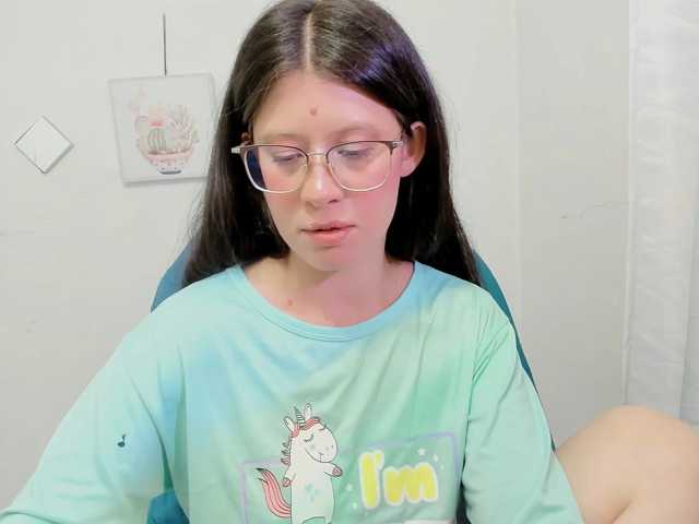 ZooeyBelair live cam on BongaCams