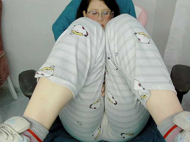 ZooeyBelair live cam on BongaCams
