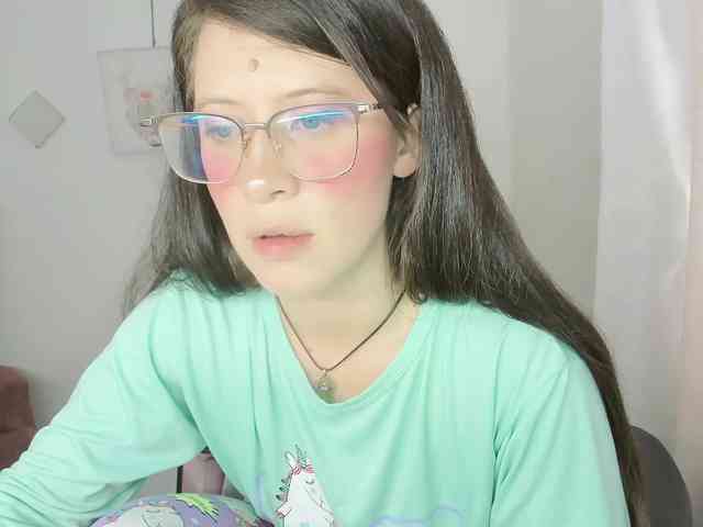 ZooeyBelair webcam