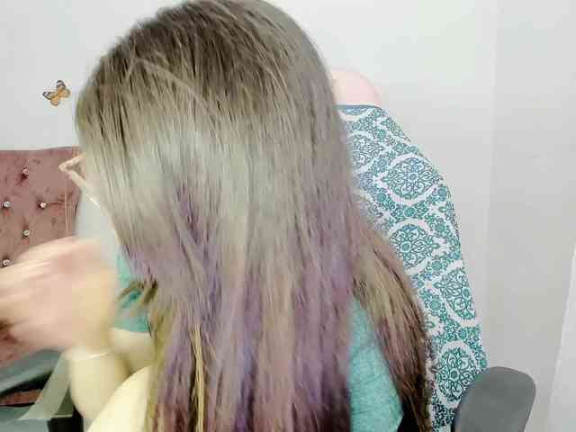 ZooeyBelair webcam