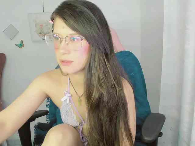ZooeyBelair webcam