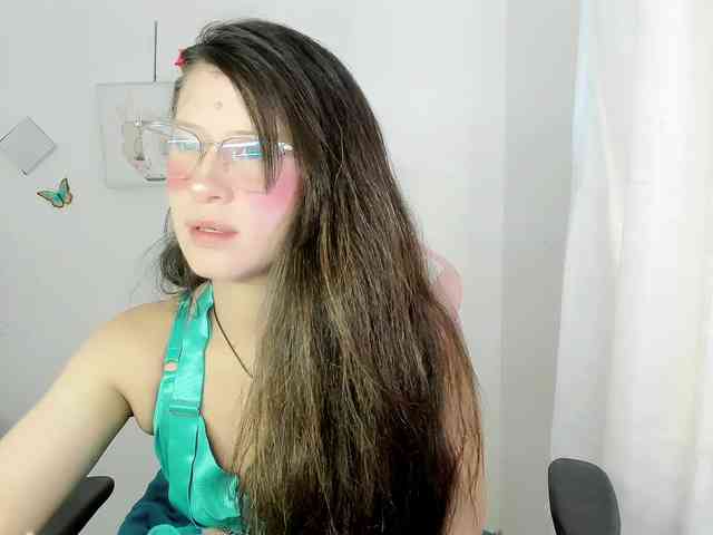 ZooeyBelair webcam