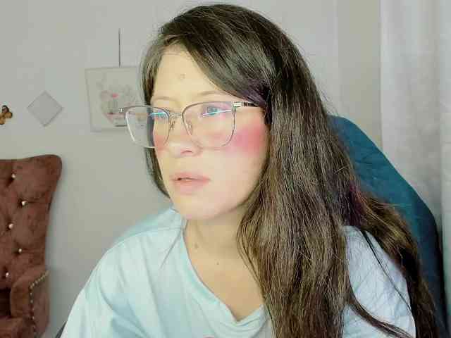 ZooeyBelair webcam