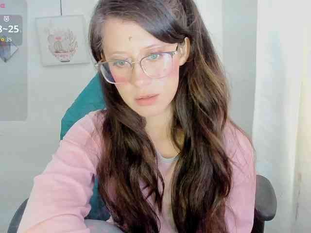 ZooeyBelair webcam