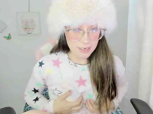 ZooeyBelair webcam