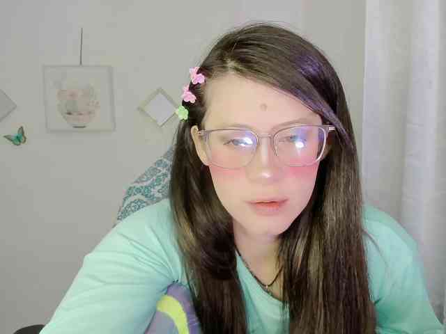 ZooeyBelair webcam