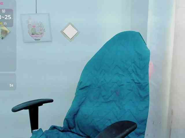 ZooeyBelair webcam