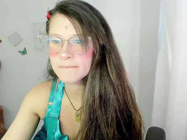 ZooeyBelair webcam
