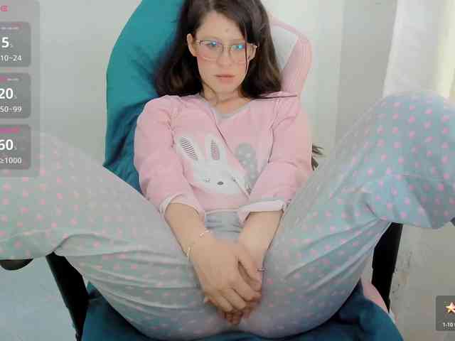 ZooeyBelair webcam