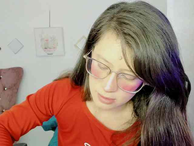 ZooeyBelair webcam