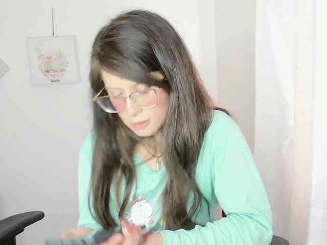 ZooeyBelair webcam