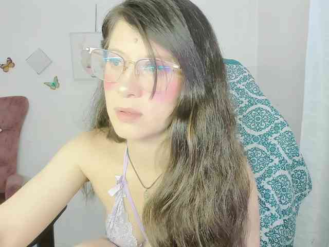 ZooeyBelair Live Webcam on BongaCams