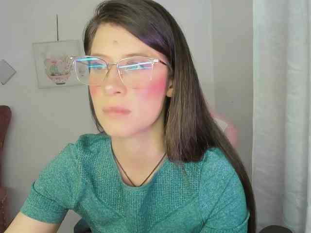 ZooeyBelair webcam