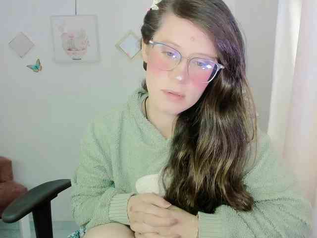 ZooeyBelair webcam