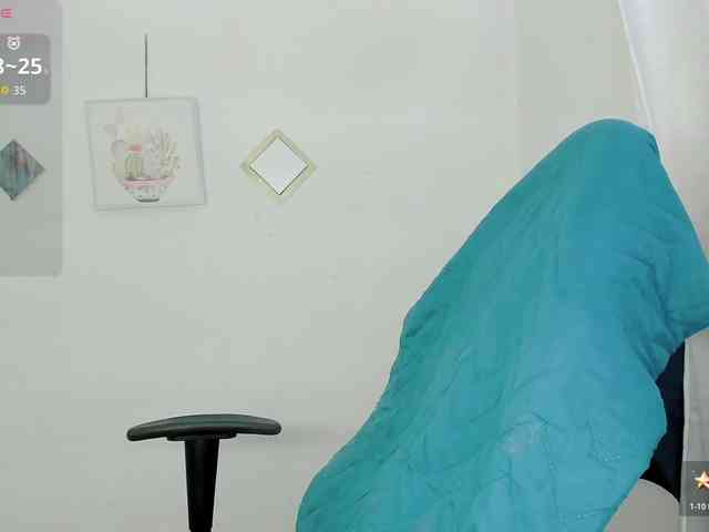 ZooeyBelair webcam