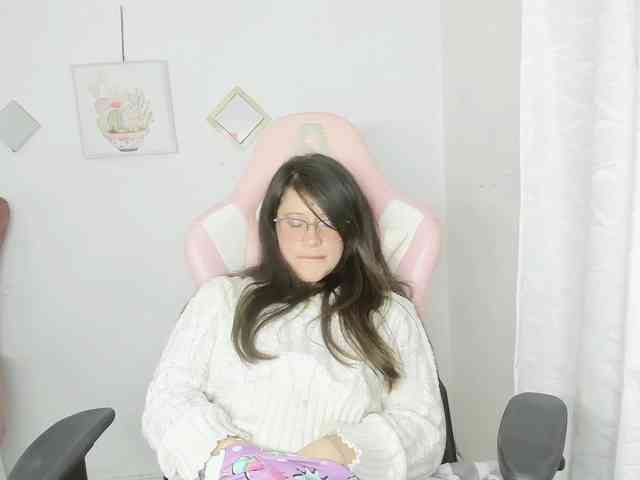 ZooeyBelair webcam