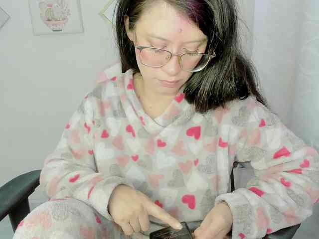 ZooeyBelair webcam
