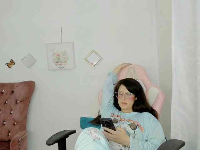 ZooeyBelair webcam
