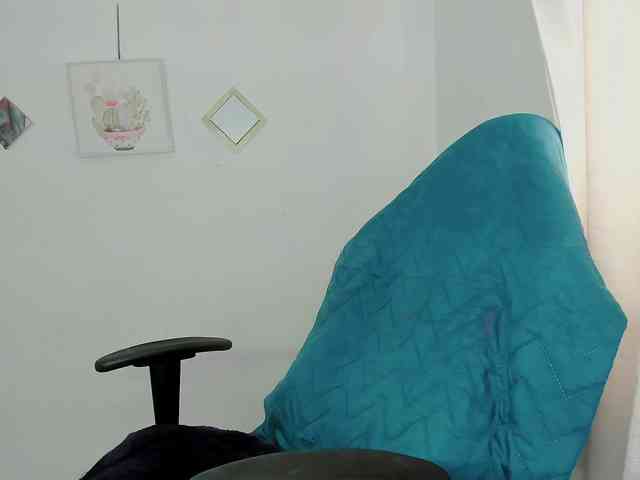 ZooeyBelair webcam