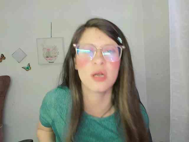 ZooeyBelair webcam