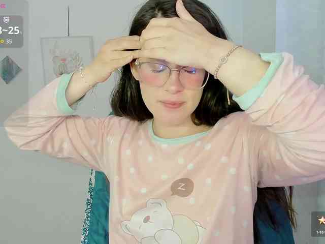 ZooeyBelair webcam