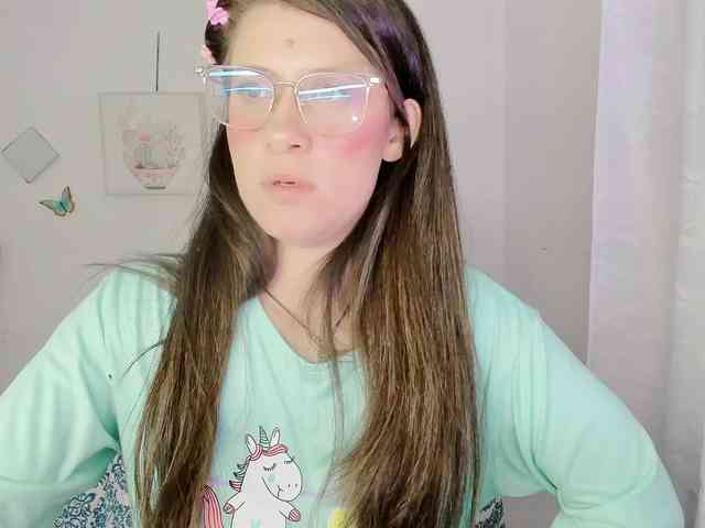 ZooeyBelair webcam