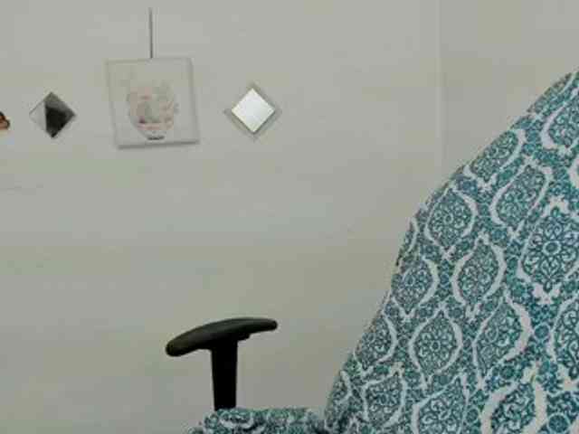 ZooeyBelair webcam