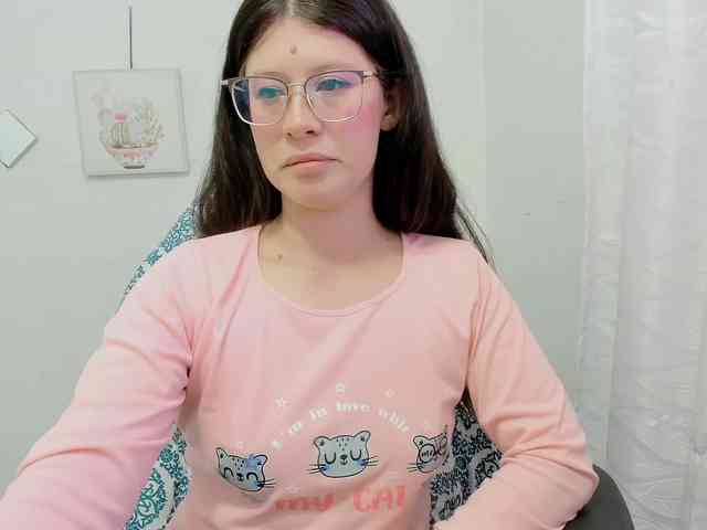 ZooeyBelair webcam