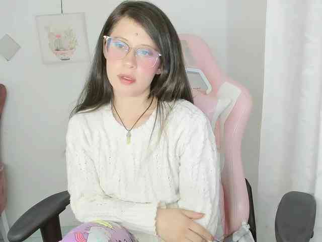 ZooeyBelair webcam