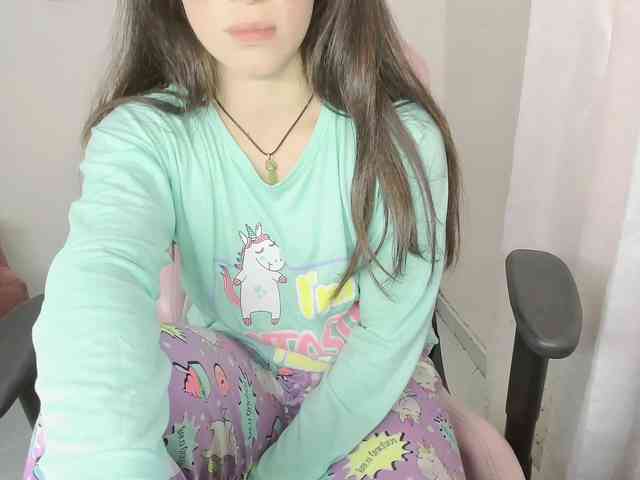ZooeyBelair webcam