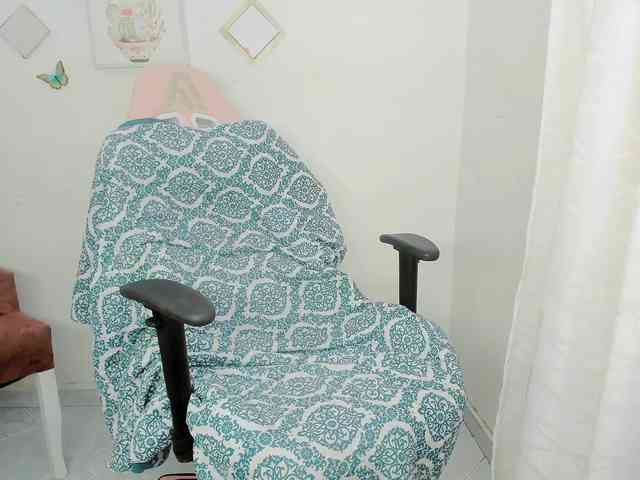 ZooeyBelair webcam