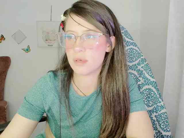 ZooeyBelair webcam