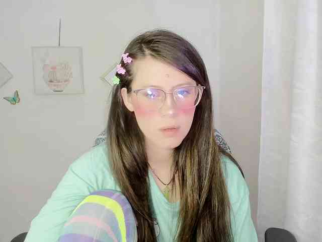 ZooeyBelair webcam
