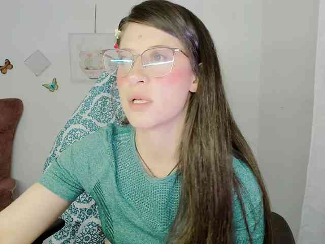 ZooeyBelair webcam