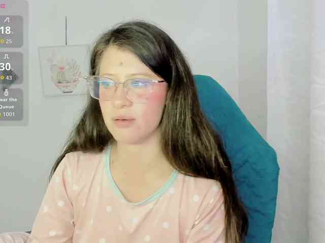 ZooeyBelair webcam