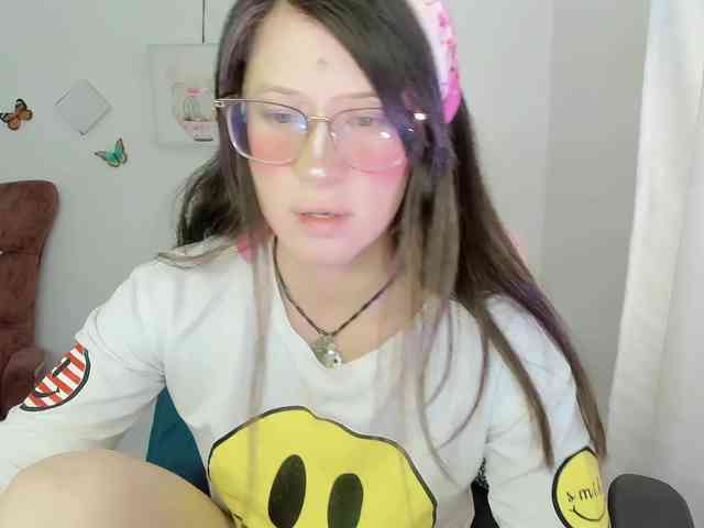 ZooeyBelair webcam