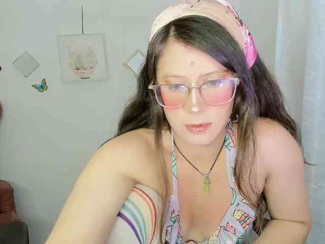 ZooeyBelair webcam