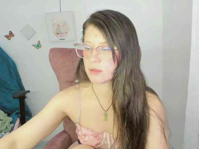 ZooeyBelair webcam