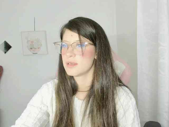 ZooeyBelair webcam