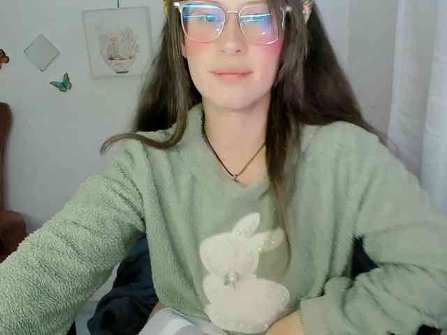 ZooeyBelair webcam