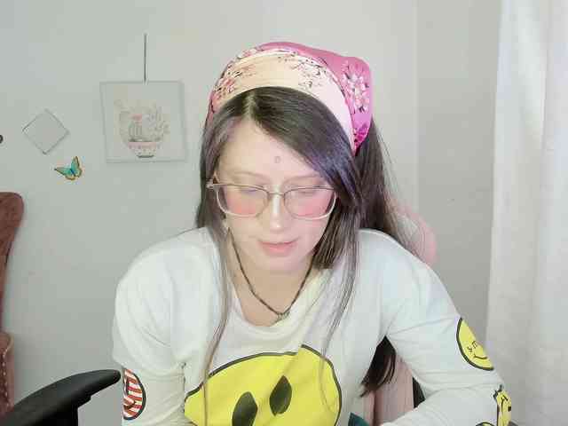 ZooeyBelair webcam