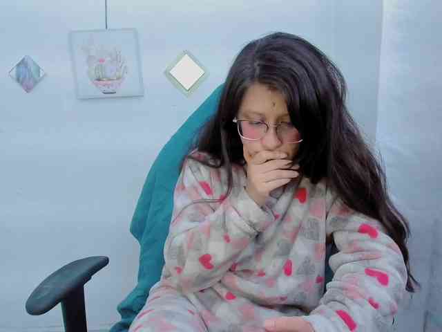 ZooeyBelair webcam