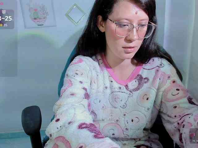 ZooeyBelair webcam