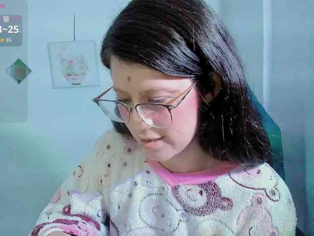 ZooeyBelair webcam
